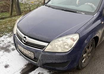 Syndyk sprzeda 1/2 pojazdu Opel Astra 2007 r.