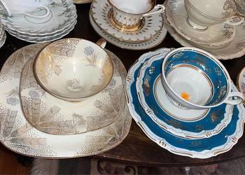 Filiżanka z talerzykiem deserowym. Różne sygnatury.  Cena 8 Filiżanka z talerzykiem deserowym. Różne sygnatury.  Cena 8