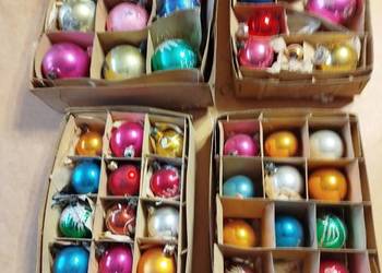 Bańki choinkowe, 42 sztuki z różnych kompletów, jakoś tam ozdobionych