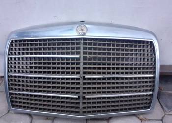 Atrapa chłodnicy Grill Mercedes W114 / W115