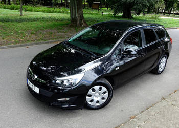 BARDZO ŁADNA  ASTRA J 1.4b TYLKO 151000 km