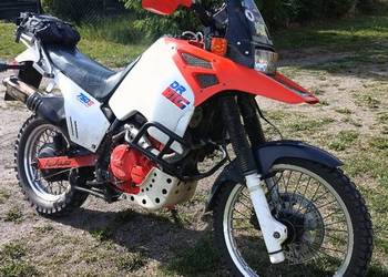 Suzuki DR750 BIG