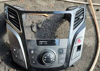 Ramka radia panel nawiewu Hyundai i40
