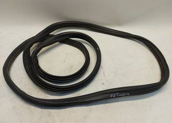 Transit Custom II 2024 uszczelka drzwi karoseryjna prawa przód przednia 