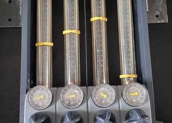 Rotametr do wtryskarki, regulator przepływu cieczy 4 sekcje Wittmann