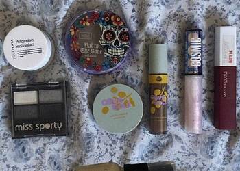kosmetyki do makijażu