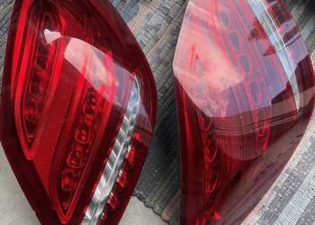 Lampy 2 sztuki full led tył Mercedes Benz C W205 2016r.