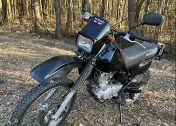 Suzuki DR 125