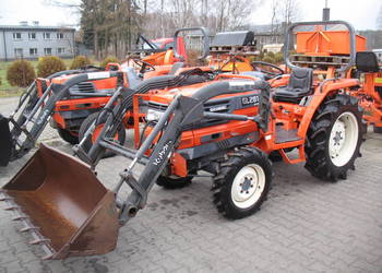 Kubota GL 4x4 Tur ładowacz mocny do koni ogrodu sadu stajni tunelu c330 t25