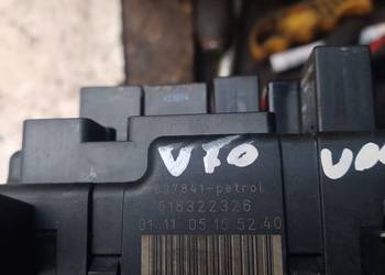 VOLVO V70 2,4b skrzynka bezpieczników 518322326 obudowa