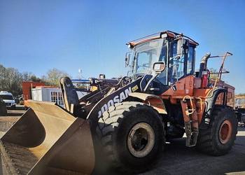 Ładowarka czołowa Doosan DL420-5 2019