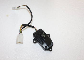 KIA OPIRUS PRZEŁĄCZNIKA SZYBY LEWY TYŁ 621W04720 5PIN