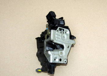 ZAMEK DRZWI PRZEDNI PRAWY MERCEDES W210 2027204435
