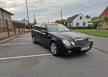 Mercedes benz w 211