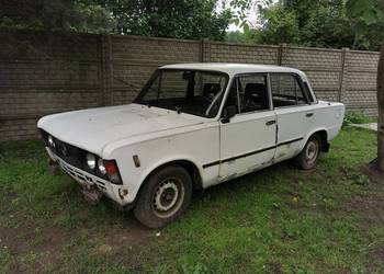 Fiat 125p zarejestrowany jeżdżący
