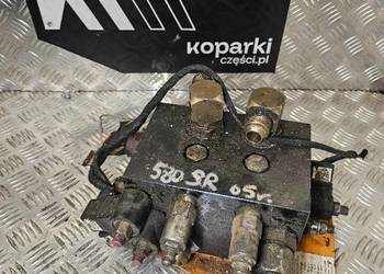Rozdzielacz hydrauliczny koparki Case 580 SR