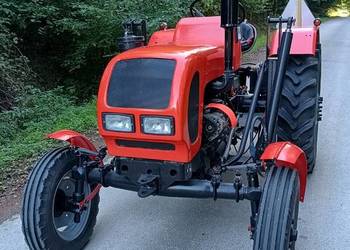 URSUS C 330