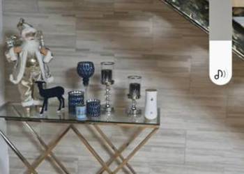 Sprzedam prawie nową konsole szklaną!!!