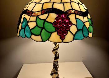 Lampa witrażowa w stylu Tiffany winogrona