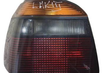 Lampa tylna lewa VW Golf 3 BLACK wersja w błotnik 1991-1997