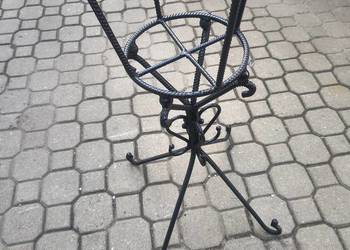 Duży masywny kwietnik metalowy PRL
