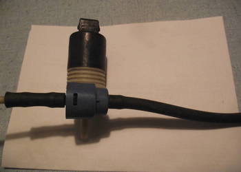 Pompka spryskiwacza, dwukierunkowa