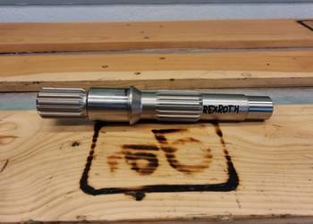 Wałek pompy Rexroth A10V Manitou MLT