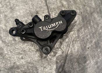 Triumph Sprint ST 1050 RS Zacisk Hamulcowy Klocki M755