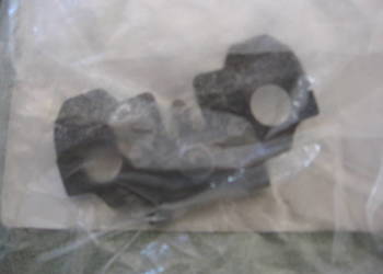 8W0807277D Audi A4 B9 2020- Blaszka listwa mocowanie zderzaka przedniego