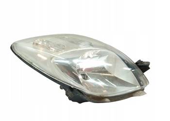 LAMPA PRZÓD PRAWA EUROPA  89900736  81110-0D120 Toyota Yaris II (2005-2011)