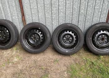 opony letnie Uniroyal RainExpert 5 155/65/14 z felgami stalowymi.