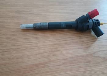 Wtryskiwacz BMW F10 3.0D 0445110616