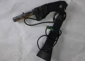 Opel Omega  B C prawy napinacz pasa bezpieczeństwa