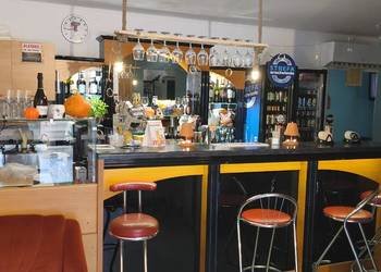 Odstąpię działający pub