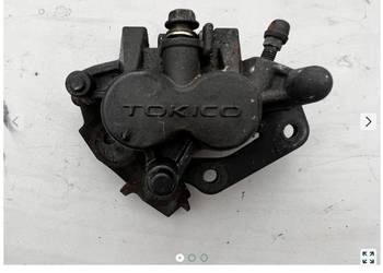 Zacisk hamulcowy prawy przód Suzuki GSX 750f 2002r.