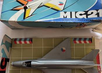 Kolekcjonerski model samolotu Mikołaj- Guriewicz MiG-21