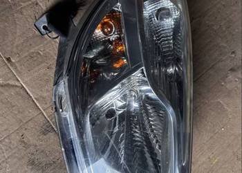 Lampy przód Dacia Dokker