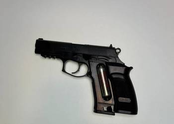 BERSA Thunder 9 Pro 4.5 mm CO₂ – Używany, Stan bardzo dobry BERSA Thunder 9 Pro 4.5 mm CO₂ – Używany, Stan bardzo dobry