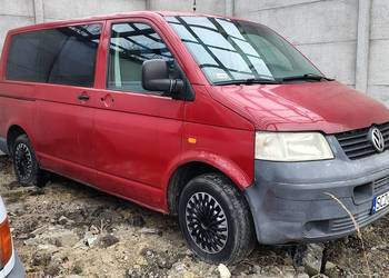 Volkswagen Transporter T5 1.9 TDI 6 osób