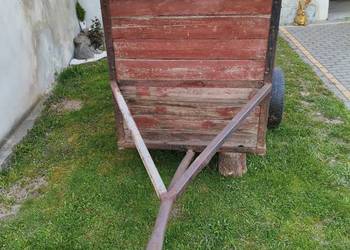 Przyczepa jednoosiowa klatka do przewozu bydła