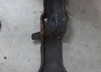 suzuki vitara 88-97 wspornik belka skrzyni biegów