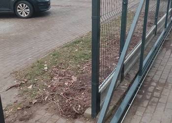 Brama przesuwna , automat