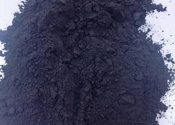 Nawóz mineralny BENTONIT z dodatkiem węgla