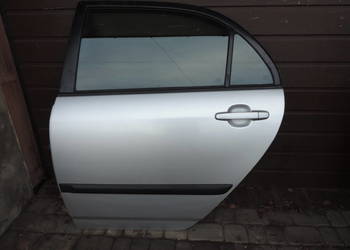 TOYOTA COROLLA E12 SEDAN DRZWI LEWY TYŁ 199