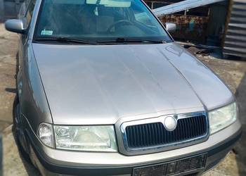 Skoda Octavia maska