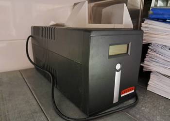 Syndyk sprzeda Zasilacz awaryjny UPS Lestar MC-1200