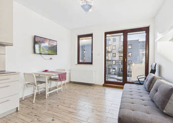 Komfortowa kawalerka Lawendowe Wzgórze