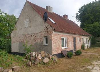 Syndyk sprzeda udziały w działkach w tym udział w działce zabudowanej domem Syndyk sprzeda udziały w działkach w tym udział w działce zabudowanej domem