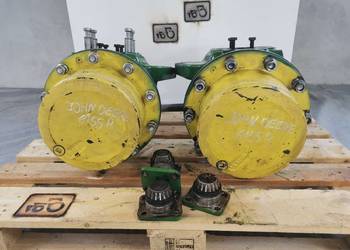 Zwrotnica lewa John Deere 6155 R {Typ 750/310} 3900