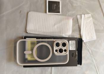 Plecki iPhone 16 Pro beżowe szkło hartowane